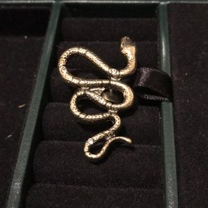 Oversized snake ring
